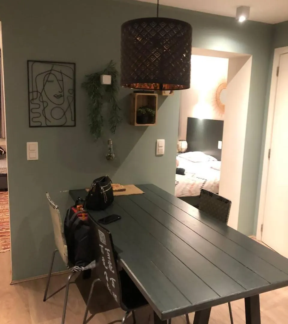 فندق Spacious Brusselles Place بلجيكا